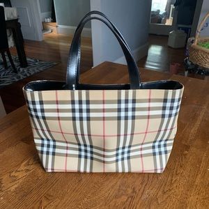 Medium Burberry tote, like new condition.